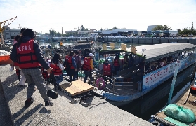 臺南七股必試！龍亨觀光遊船+烤蚵一日遊｜實測避坑+超抵體驗✨