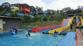 馬六甲仙境水上樂園｜預訂+避坑全攻略！超抵門票免排隊✨