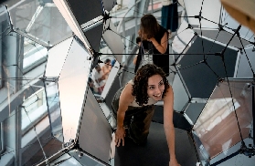 巴塞羅那阿格巴塔｜地下室沉浸式展覽超夯！360度鳥瞰聖家堂✨