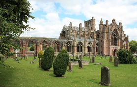 愛丁堡週邊一日遊｜羅斯林教堂+威士忌酒廠親身體驗｜避坑指南大公開🤩