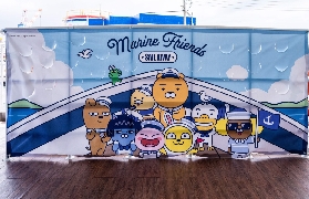 高雄海上巴士實測｜30分鐘一班超方便！避開輪渡擁擠看大船✨