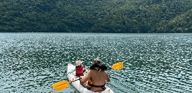 花蓮鯉魚潭獨木舟體驗｜0基礎也能玩！教練全程帶超安心✨