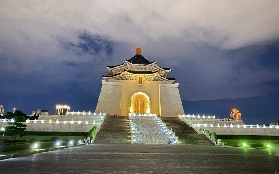 臺北夜遊實測｜101+夜市+古跡4站玩透！避坑指南收好✨