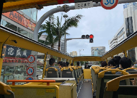 沖繩美之島敞篷巴士｜搭雙層看海底隧道超讚！情侶約會首選💙