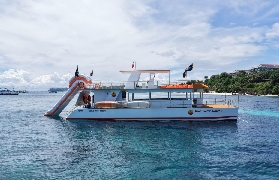 長灘島Sundancer遊艇派對｜3小時飽覽夕陽+滑水道超抵體驗！避坑實測✨