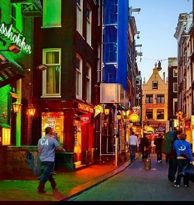 阿姆斯特丹紅燈區+咖啡店之旅實測！3個必知避坑點別踩雷✨