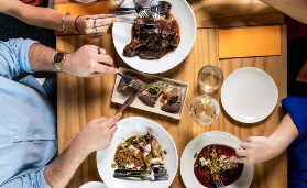 達爾文隱藏美食團實測！12道菜+AR街頭藝術超抵玩｜私人導覽太贊了🤩