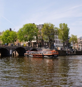 阿姆斯特丹運河遊船實測｜選對時段=避開人潮+看雙景✨