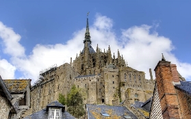 聖米歇爾山一日遊攻略｜臺灣人實測！小鎮可麗餅+修道院隱藏彩蛋💫