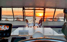 悉尼港夕陽遊船｜臺灣妞實測！360度夕陽劇場美到哭😭