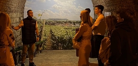 巴黎出發香檳一日遊｜避坑！選對家族莊園體驗才不後悔✨