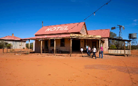 澳洲紅土中心一日遊｜避坑實測！原住民文化+電影場景超震撼✨