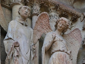 蘭斯大教堂自助導覽實測｜1小時解鎖千年秘密，手機就能玩超方便✨