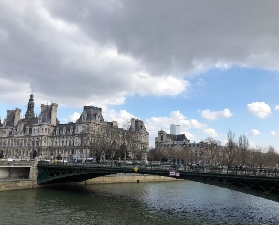 超抵！在家逛巴黎市政廳+吃歐洲零食？線上導覽套餐實測✨
