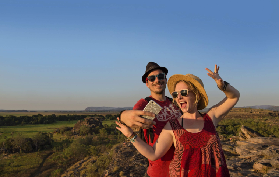 澳洲北領地必沖！卡卡杜一日遊實測｜鱷魚近觀+古老巖畫+濕地秘境✨