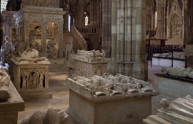 巴黎冷門王室秘境實測｜免排隊入聖但尼大教堂！看瑪麗王後安息地✨