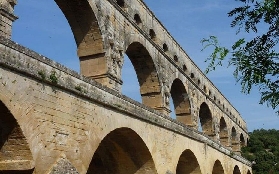 普羅旺斯一日遊攻略｜阿維尼翁出發！隱藏亮點+避坑小撇步💡