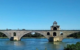 阿維尼翁教皇宮徒步｜跟著導遊聽故事！3小時體驗超讚💯