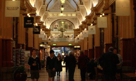 墨爾本半日遊實測｜避開人潮解鎖隱藏小巷+彩色海灘！保姆級攻略✨