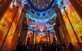 巴黎榮軍院Aura表演｜3個隱藏亮點！跟歷史對話的超讚體驗📸