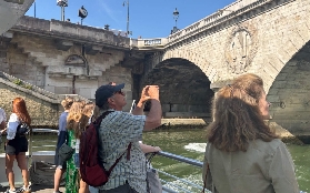 巴黎Batobus親測｜坐在船上看鐵塔超浪漫！這些細節你要知道💖