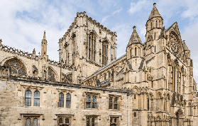 約克大教堂深度遊｜五姊妹窗藏一戰故事？App導覽超讚📸