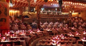 巴黎紅磨坊初體驗｜現場看Doriss舞者跳超讚！羽毛服裝美到窒息💃