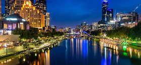 墨爾本夜遊必試！雅拉河燈光船75分鐘直擊｜避坑+預訂貼士✨