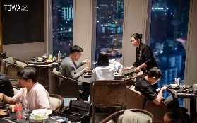 胡志明TOWA日料實測！坐在天際線吃Omakase超讚🤩