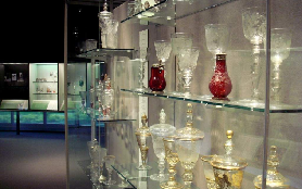 紐約必玩隱藏點！康寧玻璃博物館實測｜45000件玻璃藏品超震撼✨