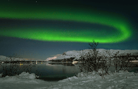 冰島極光巴士實測｜3小時逃離城市燈海！專業導遊教你拍絕美極光