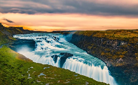 冰島黃金圈一日遊實測｜避開3個坑！番茄農場+火山湖超抵玩✨