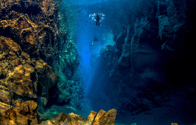 冰島絲浮拉裂縫浮潛+熔岩洞穴一日遊｜預訂前必睇3個避坑點✨
