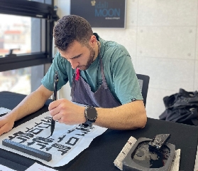 首爾韓文書法課超讚！毛筆寫韓文居然這麼療癒？🤩