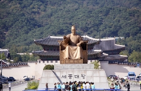 首爾一日遊攻略｜景福宮+廣藏市場+N塔，實測無雷超讚！