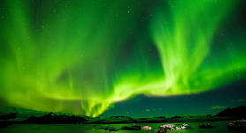 冰島極光實測｜迷你巴士團直接看到粉紫極光！附3個必知避坑點✨