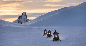冰島黃金圈3合1體驗實測！超級吉普車+雪地摩托車+秘密潟湖避坑指南✨
