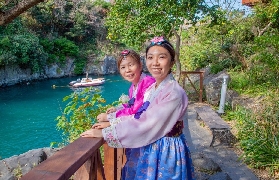 「濟州韓服體驗實況｜穿韓服逛龍頭巖超讚！現場細節大公開🤩」