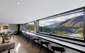 皇后鎮雪松温泉實測！峽谷邊泡湯+三重浴超讚🤩