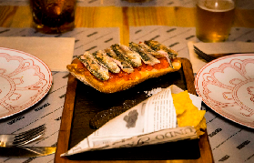 格拉納達小吃徒步｜3小時吃遍當地隱藏酒吧！避坑預訂指南✨