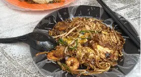 2026吉隆坡必吃麵食終極指南！辣椒板麵、福建炒麵、咖哩叻沙 5大必試麵料理