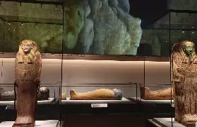 香港故宮「古埃及文明展」250件法老珍寶登場 展期至8月底
