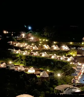 清邁奢華 Glamping 露營攻略｜躺平看雲海、森林系星空浴：搜羅蒙占山、湄康蓬近郊奢華帳篷酒店，不自駕也能擁抱夢幻泰北！