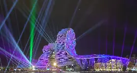 【高雄景點推薦2026】港都自由行必玩懶人包：市區文青打卡、夕陽海景、一日遊路線精選