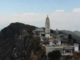 實測滋賀賞楓一日遊超讚🍁 雞足寺紅葉地毯美到瘋