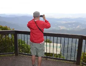 澳洲黃金海岸斯普林布魯克國家公園 Best of All Lookout 步行徑古老山毛櫸森林與壯麗山谷景觀行山指南