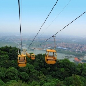 佛山西樵山森吧飛越叢林探險樂園
