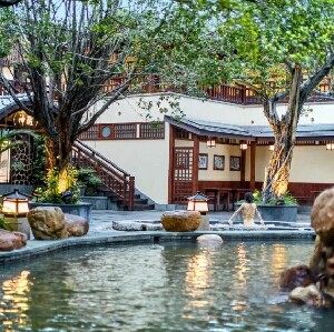 珠海御溫泉渡假村2天1晚雙人潤心套票（住宿+早餐+溫泉+廟會晚餐+局部按摩+時光閑享+單車煙花遊戲券）