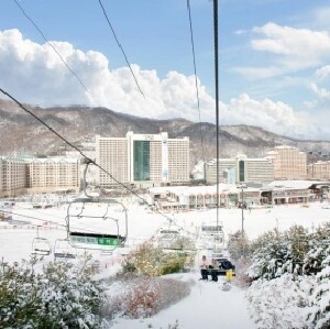首爾出發 | 洪川大明維瓦爾第公園滑雪世界+魚飛溪谷冰川一日遊（一人成行，每日發團）