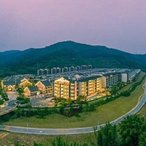 廣州方圓·雲雅度假酒店2天1晚套票（早餐+溫泉+私家泡池）